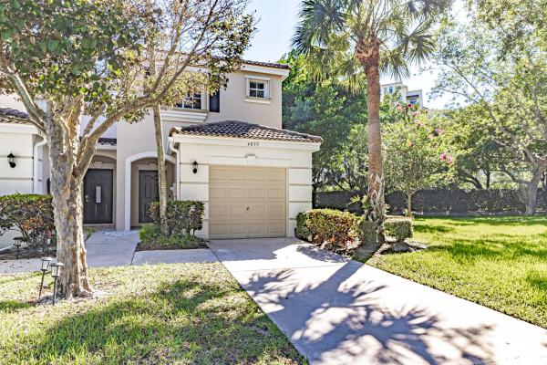 Palmbrooke Townhomes, 4895 Palmbrooke Cir, West Palm Beach, Florida 33417, image 1