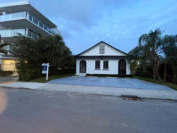 Lake Worth Town, 18 S Palmway A #A, Lake Worth Beach, Florida 33460, image 1