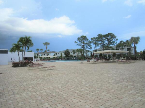 Sunrise Of Palm Beach, 4640 Lucerne Lakes Blvd W #206, Lake Worth Beach, Florida 33467, image 1
