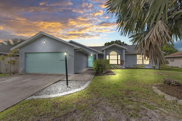 658 SE Strait Ave, Port St. Lucie, Florida 34983, image 1