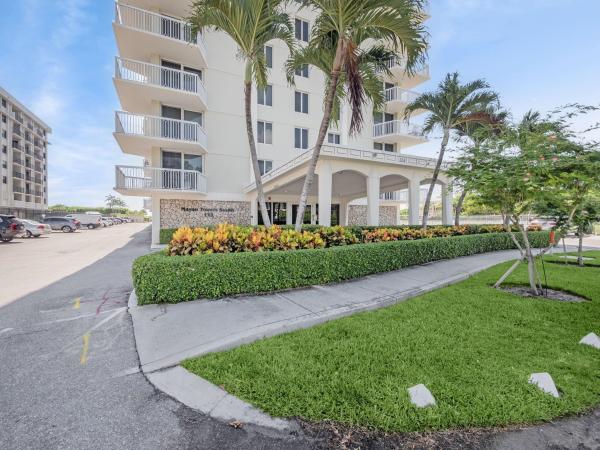Mayan Towers South, 125 Ocean Ave #303, Palm Beach Shores, Florida 33404, image 1