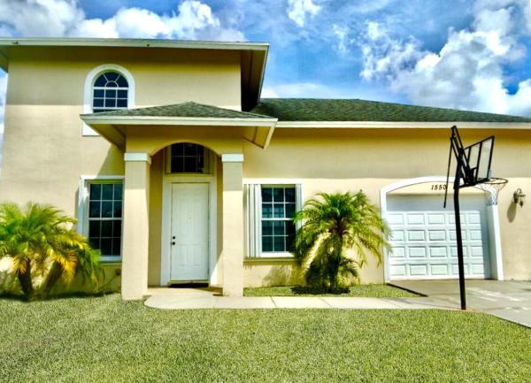Loxahatchee Groves Residential, 1550 C Rd, Loxahatchee Groves, Florida 33470, image 1