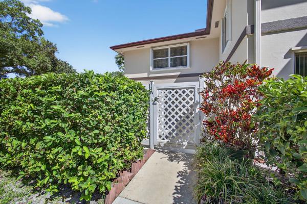 Stamford At Royal Palm Beach, 11 Amherst Ct #A, Royal Palm Beach, Florida 33411, image 2
