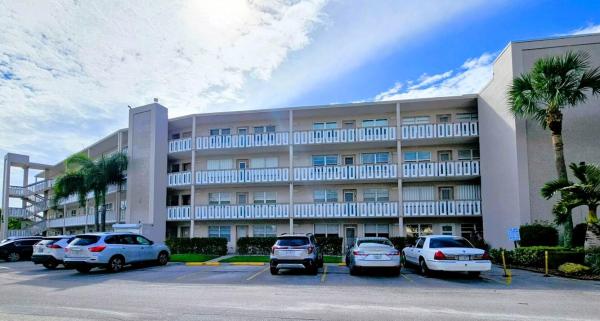 Wellington At Century Village, 265 Wellington J, West Palm Beach, Florida 33417, image 2