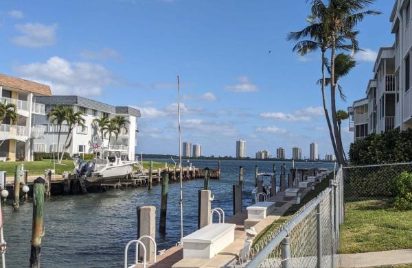 Lake Colony, 131 Doolen Ct #208, North Palm Beach, Florida 33408, image 1
