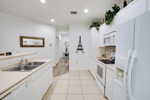 The Lakes At The Savannah, 1824 Sandhill Crane B1 Dr #1, Fort Pierce, Florida 34982, image 1