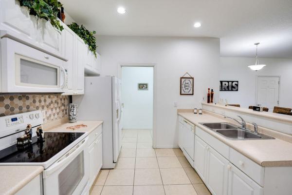 The Lakes At The Savannah, 1824 Sandhill Crane B1 Dr #1, Fort Pierce, Florida 34982, image 2