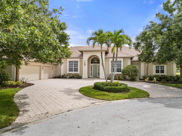 Country Club Estates Parc, 1419 SW Blue Bird Cv, Port St. Lucie, Florida 34986, image 1
