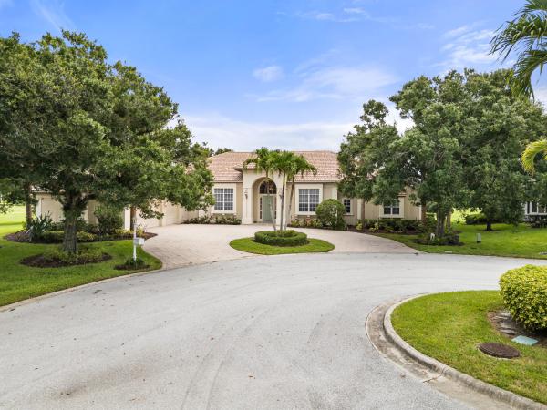 Country Club Estates Parc, 1419 SW Blue Bird Cv, Port St. Lucie, Florida 34986, image 3