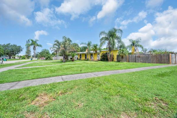 River Park, 105 SE Castana Ct, Port St. Lucie, Florida 34983, image 1