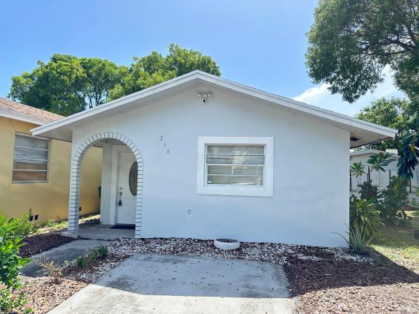 Lake Worth Town, 218 N D St, Lake Worth Beach, Florida 33460, image 1