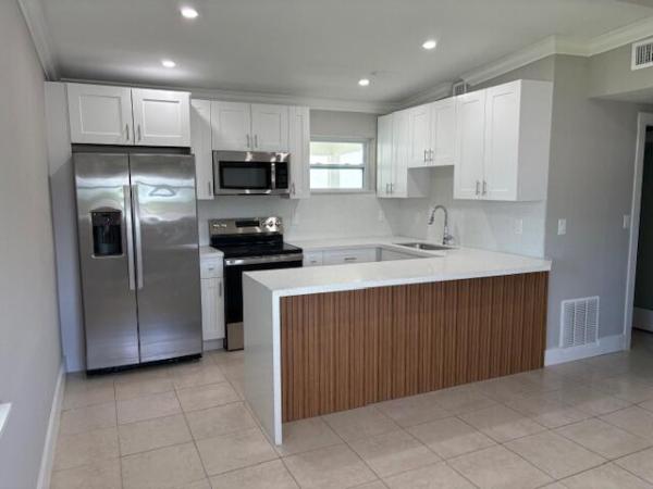 Forest Hill Village, 5580 Honeysuckle Dr #Main House, West Palm Beach, Florida 33415, image 1