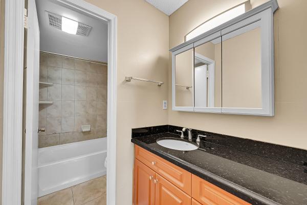 Environ 1, 7081 Environ Blvd #339, Lauderhill, Florida 33319, image 3