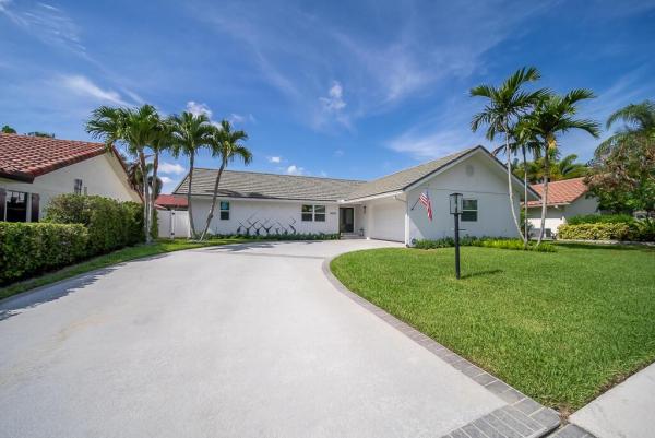 Frenchmen's Landing, 2838 Bayonne Dr, Palm Beach Gardens, Florida 33410, image 1