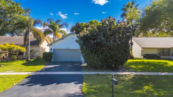 Waterberry Homes, 10640 180th Pl, Boca Raton, Florida 33498, image 1