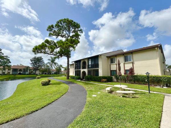 Pine Ridge South 3, 327 Knotty Pine Cir #B-2, Greenacres, Florida 33463, image 1
