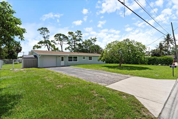 Haverhill Gardens, 930 Rutherford Ln, Haverhill, Florida 33415, image 1