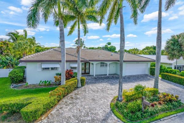 Palm Beach Isles, 1241 Emerald Dr, Riviera Beach, Florida 33404, image 1