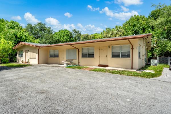 West Palm Beach No HOA, 4591 Purdy Ln, West Palm Beach, Florida 33415, image 2