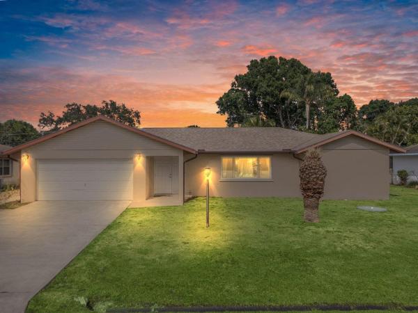 1143 SE Sabina Ln, Port St. Lucie, Florida 34983, image 1