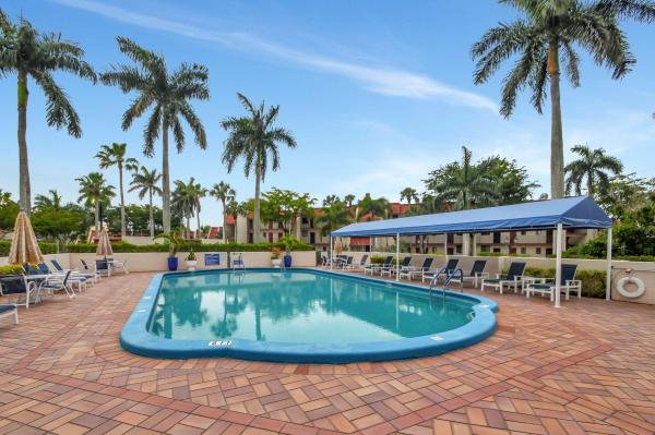 Trevi Court At The Fountains Country Club, 4375 Trevi Ct, Lake Worth, Florida 33467, image 1