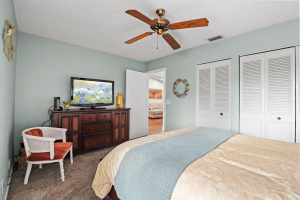 The Palm Club, 1018 Green Pine Blvd #D, West Palm Beach, Florida 33409, image 2
