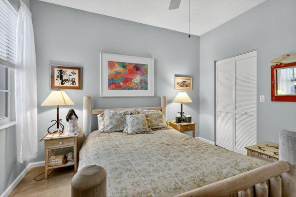 Cambridge At Wycliffe, 4521 Carlton Golf Dr, Lake Worth, Florida 33449, image 2