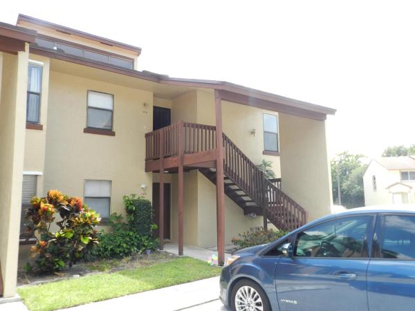 1110 Lakeview Dr East, Royal Palm Beach, Florida 33411, image 1