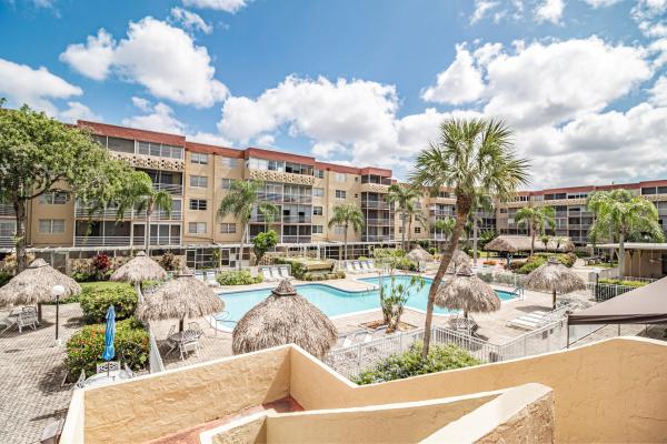 Polynesian Gardens, 404 NW 68th Ave #407, Plantation, Florida 33317, image 1