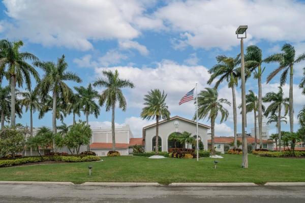 Huntington Pointe, 6193 Pointe Regal Cir #106, Delray Beach, Florida 33484, image 1
