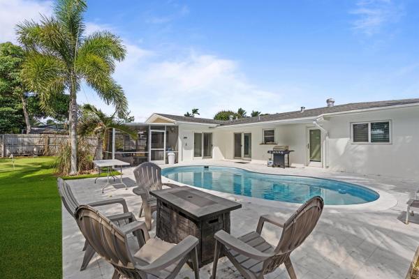 Woodcrest Manor, 226 SW 13th Ave, Boynton Beach, Florida 33435, image 1