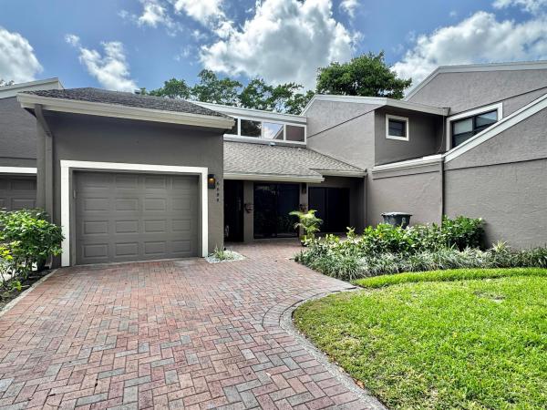 Thornhill Village, 6680 Thornhill Ct, Boca Raton, Florida 33433, image 1