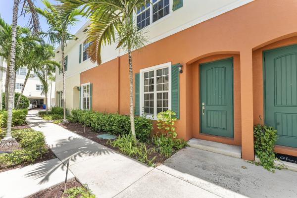 Orchid Grove, 99 SW 7th Ct, Pompano Beach, Florida 33060, image 2