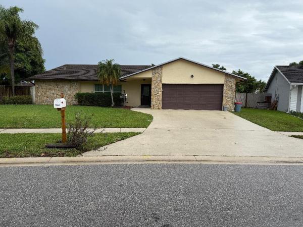 Lantana Homes, 5982 Deerfield Pl, Lake Worth Beach, Florida 33463, image 1