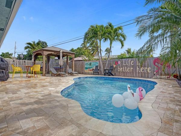 Cresthaven, 2750 NE 10th Ave, Pompano Beach, Florida 33064, image 1