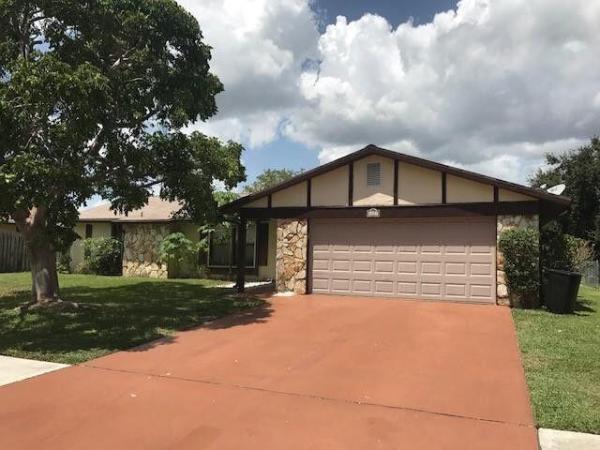 Le Chalet, 5203 Michael Ave, Boynton Beach, Florida 33472, image 1