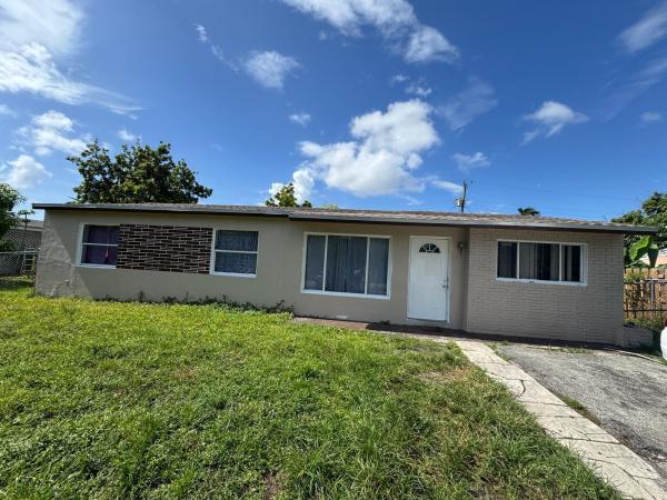 Broadview Country Club Estates, 6110 SW 16th St, North Lauderdale, Florida 33068, image 1