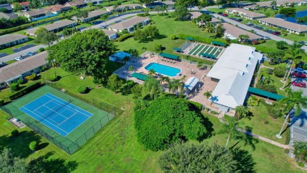 Boca Lakes, 8757 Warwick Dr, Boca Raton, Florida 33433, image 1
