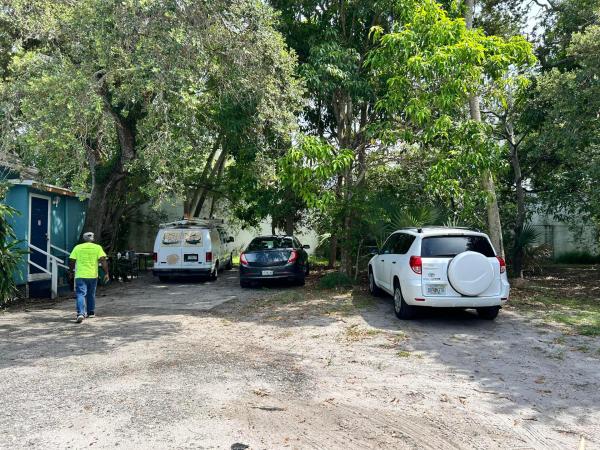 Fort Pierce Residential, 705 Avenue B, Fort Pierce, Florida 34950, image 3