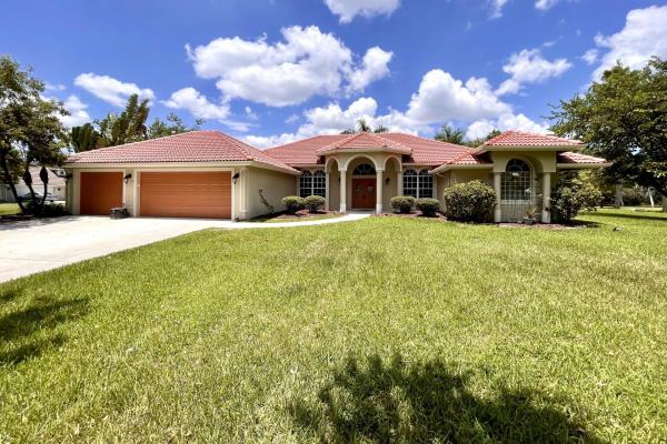 Lago Del Sol, 5681 Lago Del Sol Dr, Lake Worth Beach, Florida 33449, image 1