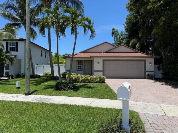 Southridge, 422 Lucky Ln, Delray Beach, Florida 33444, image 1