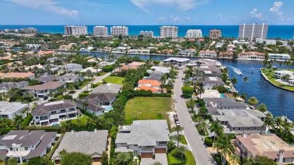 425 S Maya Palm Dr, Boca Raton, Florida 33432, image 2