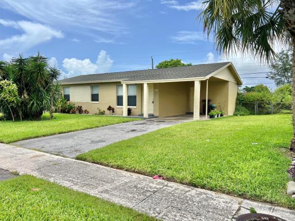 Park Manor, 2401 Avenue H, Riviera Beach, Florida 33404, image 1