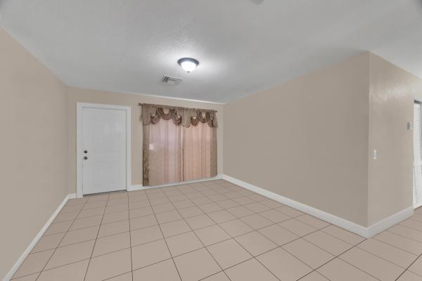 Park Manor, 2401 Avenue H E, Riviera Beach, Florida 33404, image 1