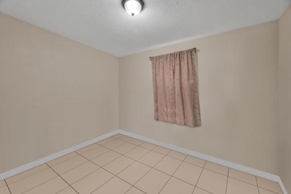 Park Manor, 2401 Avenue H E, Riviera Beach, Florida 33404, image 3