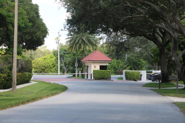 Whitehall, 3710 Whitehall Dr #304, West Palm Beach, Florida 33401, image 1
