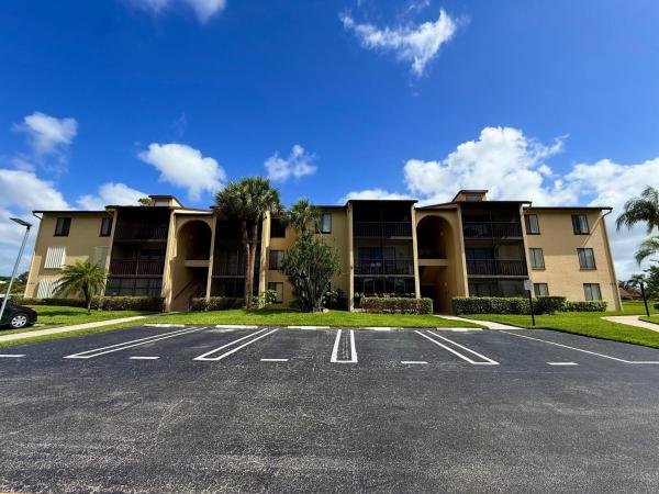 Pine Ridge North 2, 603 Sea Pine Way #E3, Greenacres, Florida 33415, image 1