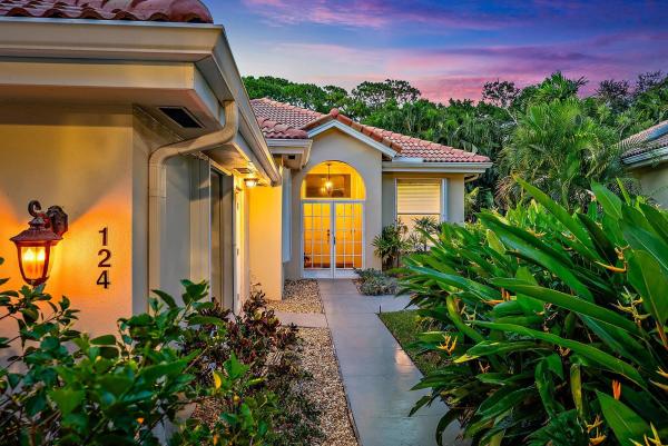 The Hamptons At Maplewood, 124 S Hampton Dr, Jupiter, Florida 33458, image 1