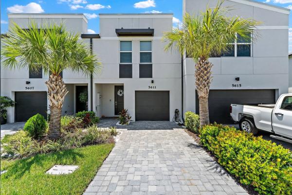 Enclave At Mangonia Park, 5611 Enclave Dr, West Palm Beach, Florida 33407, image 1