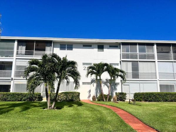 Palm Royal, 25 SE 13th St #C5, Boca Raton, Florida 33432, image 1